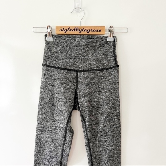 Lululemon Wunder Under Leggings - Picture 3 of 12